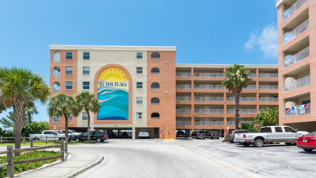 106 Beach Place Condos St. Pete Beach Buitenkant foto
