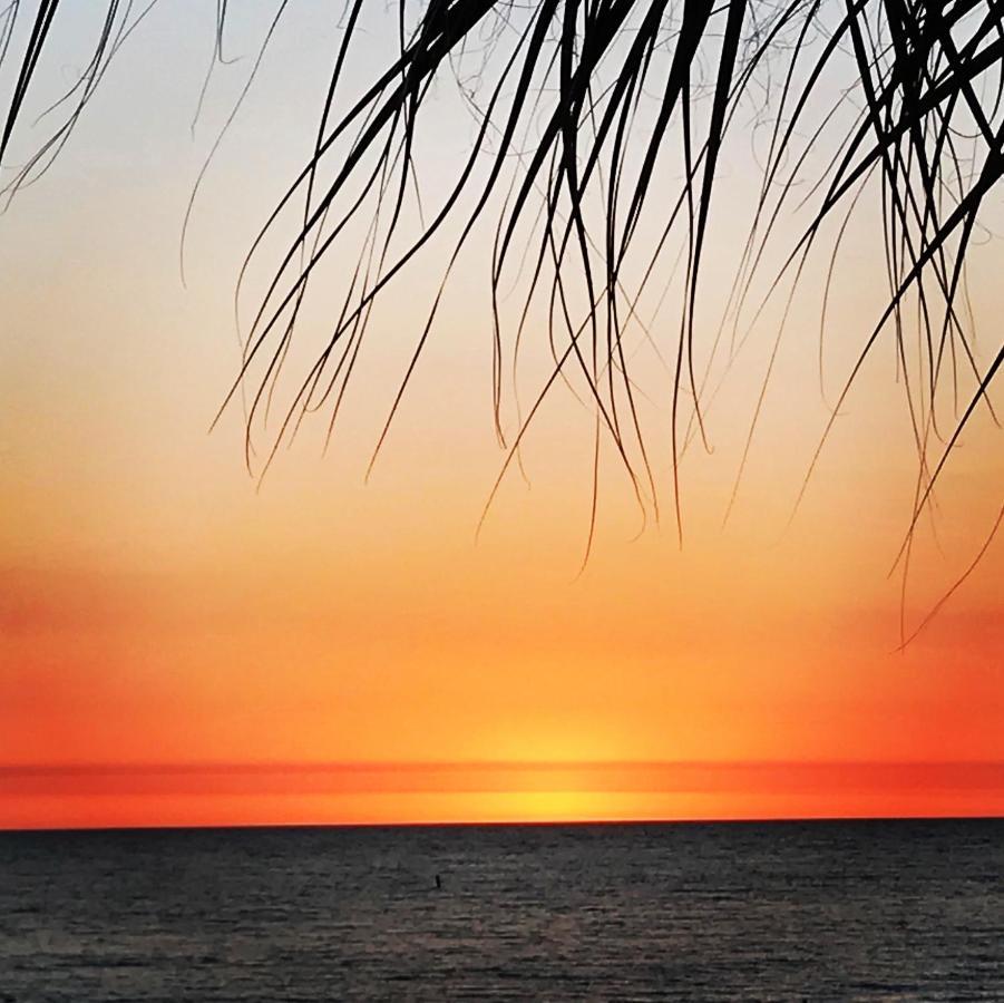 106 Beach Place Condos St. Pete Beach Buitenkant foto